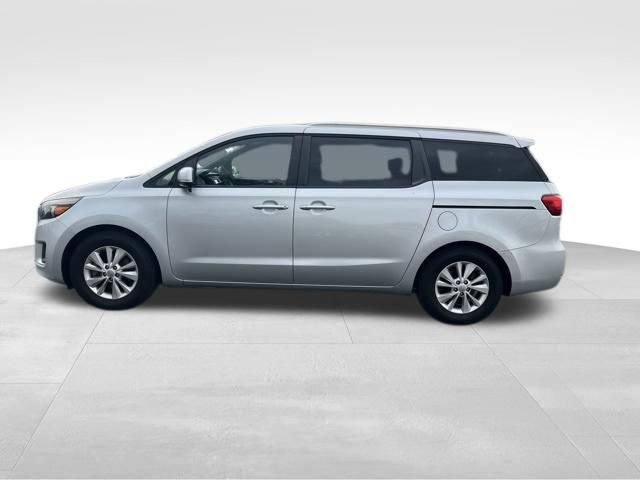 Used 2015 Kia Sedona LX FWD image 4