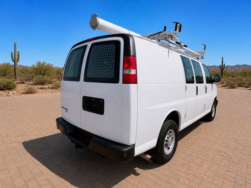 Used 2013 Chevrolet Express 2500 RWD image 5