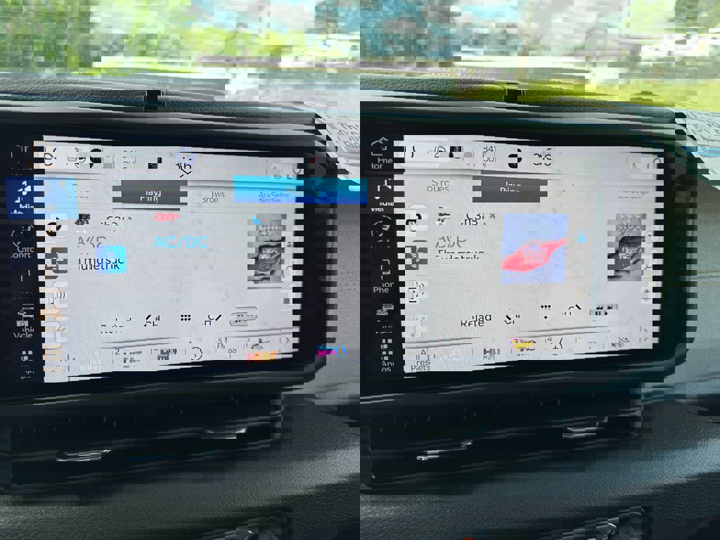 New 2025 Jeep Wrangler Unlimited Sport image 16