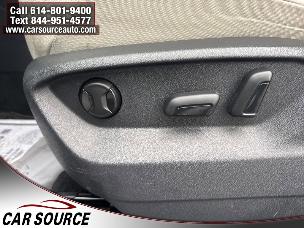 Used 2020 Volkswagen Tiguan SE R-Line image 17