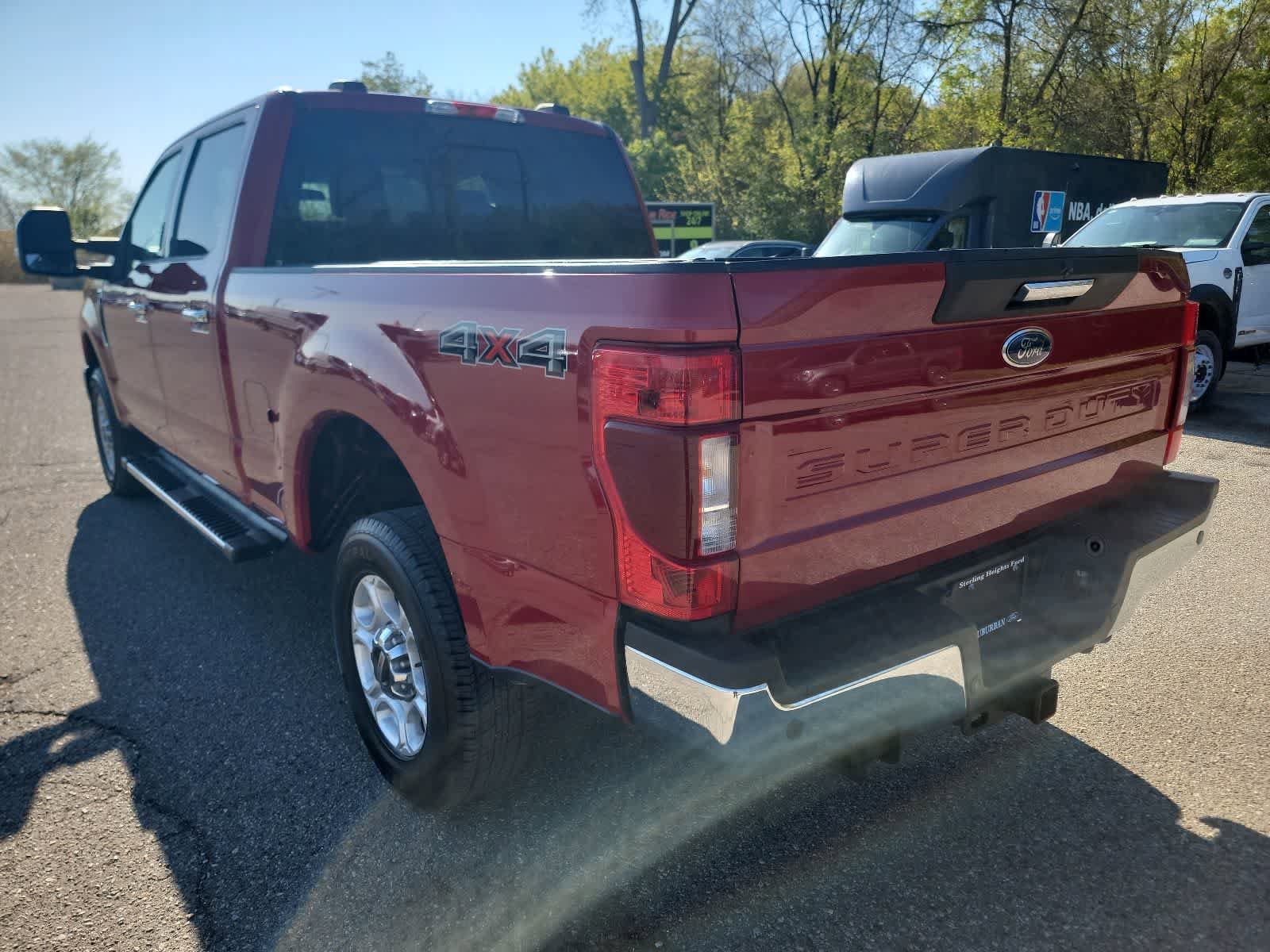 Used 2020 Ford F350 XLT w/ XLT Premium Package AWD/4WD image 11