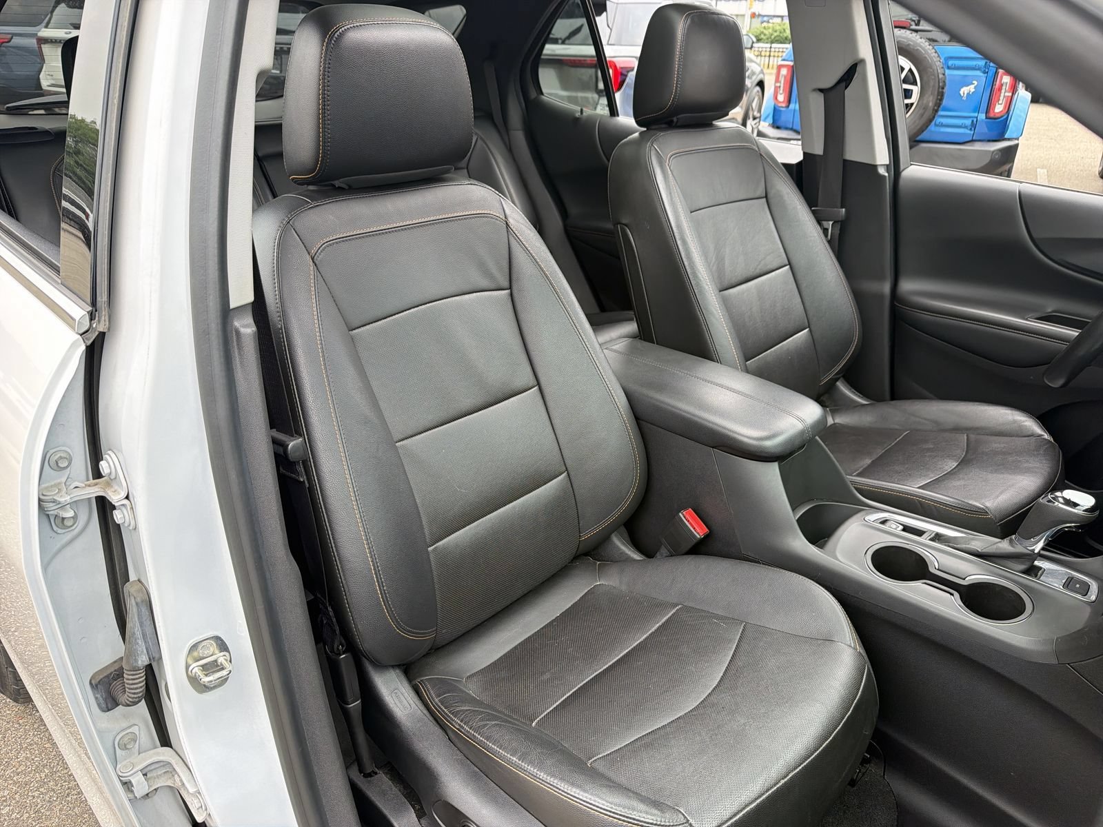 Used 2020 Chevrolet Equinox Premier AWD/4WD image 24