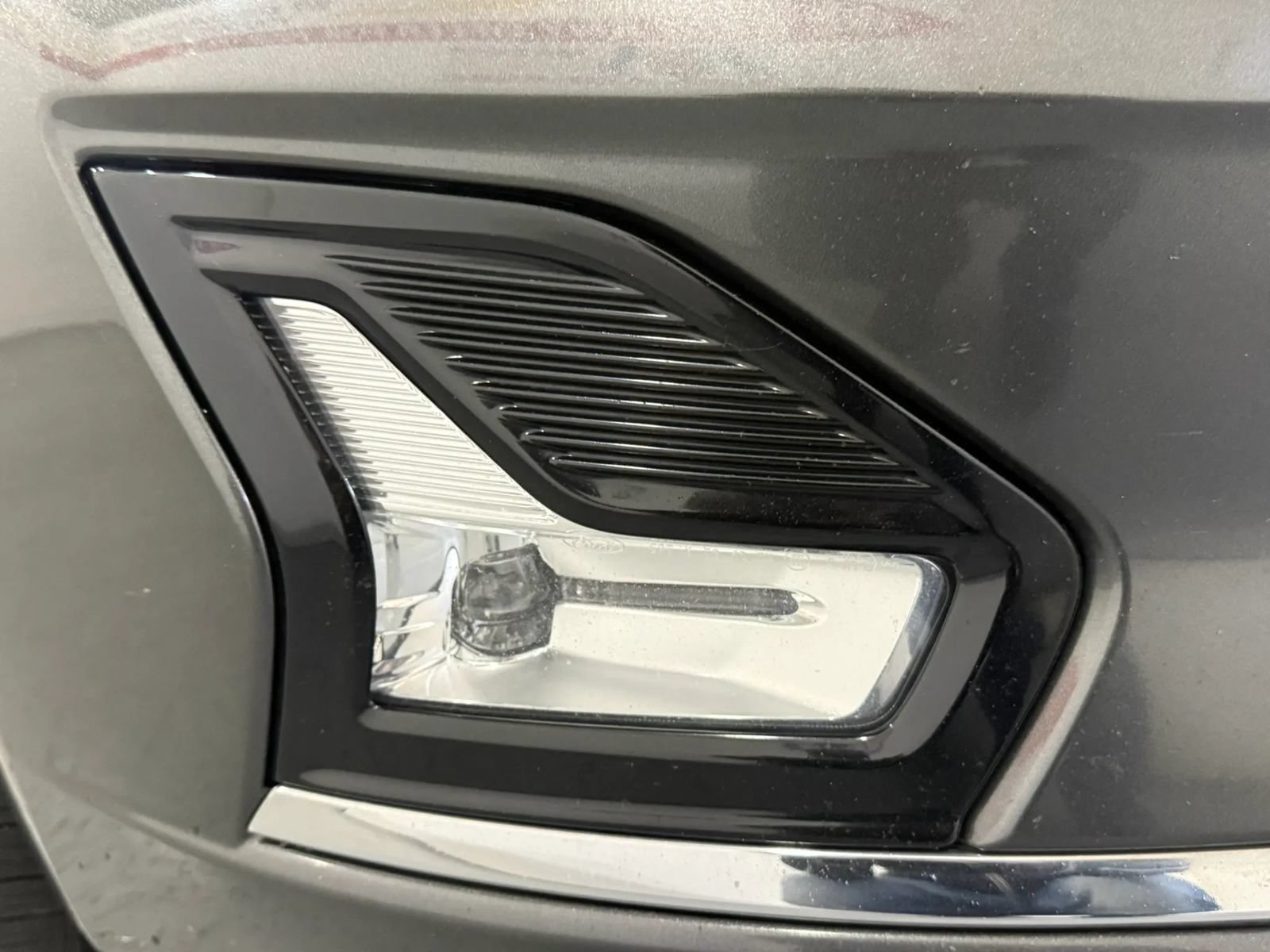 Used 2020 Ford Fusion Titanium FWD image 18