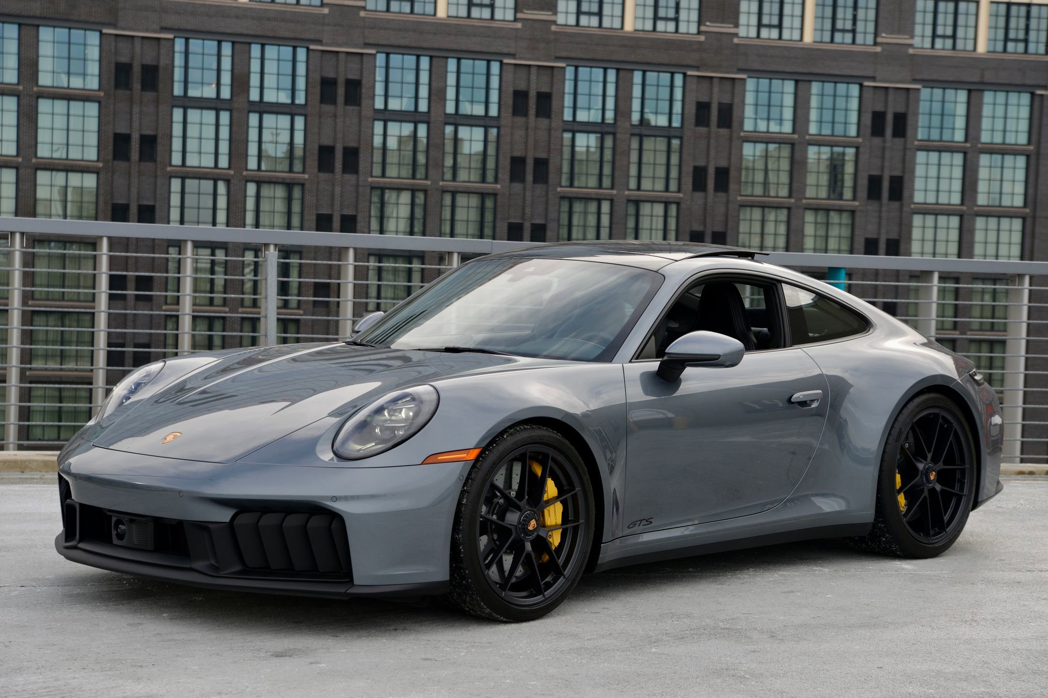 Certified 2025 Porsche 911 Carrera GTS image 1