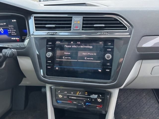 Used 2022 Volkswagen Tiguan SE image 10