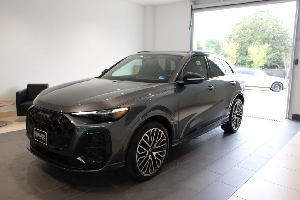 New 2026 Audi SQ5 Premium Plus image 11