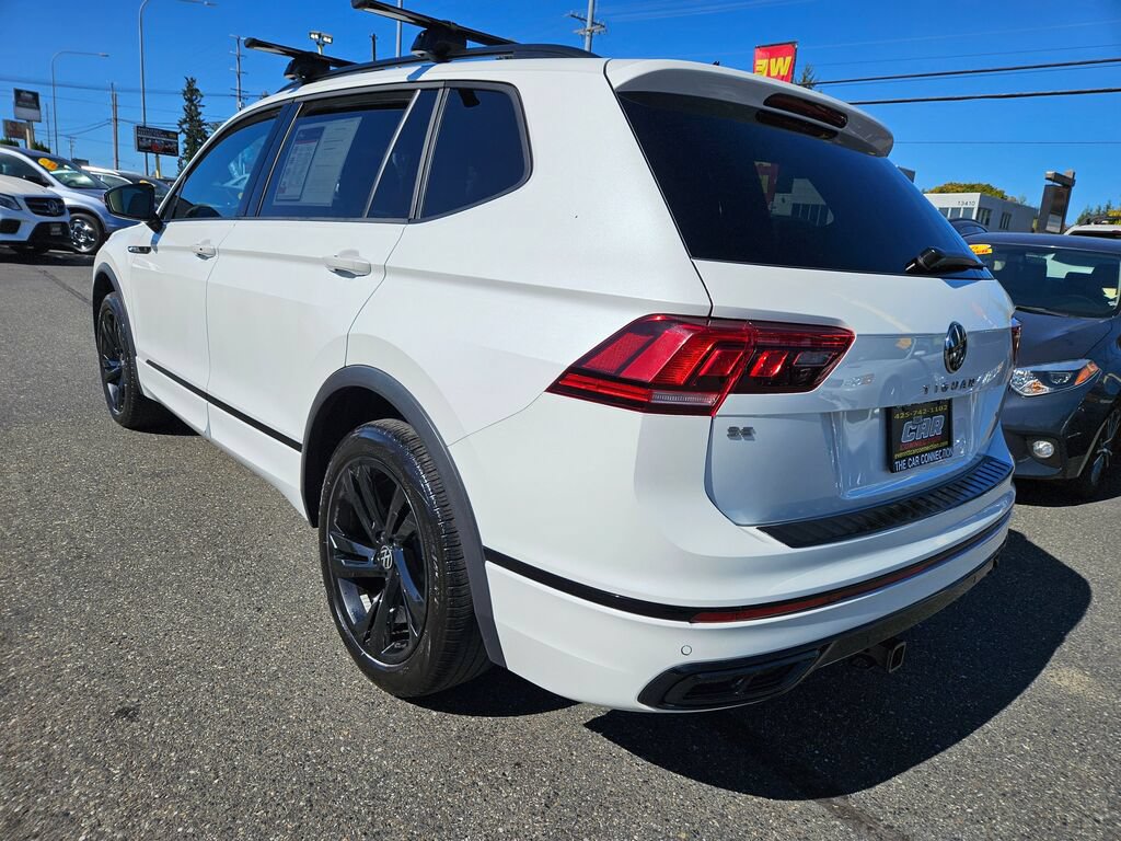 Used 2024 Volkswagen Tiguan SE R-Line AWD/4WD image 6