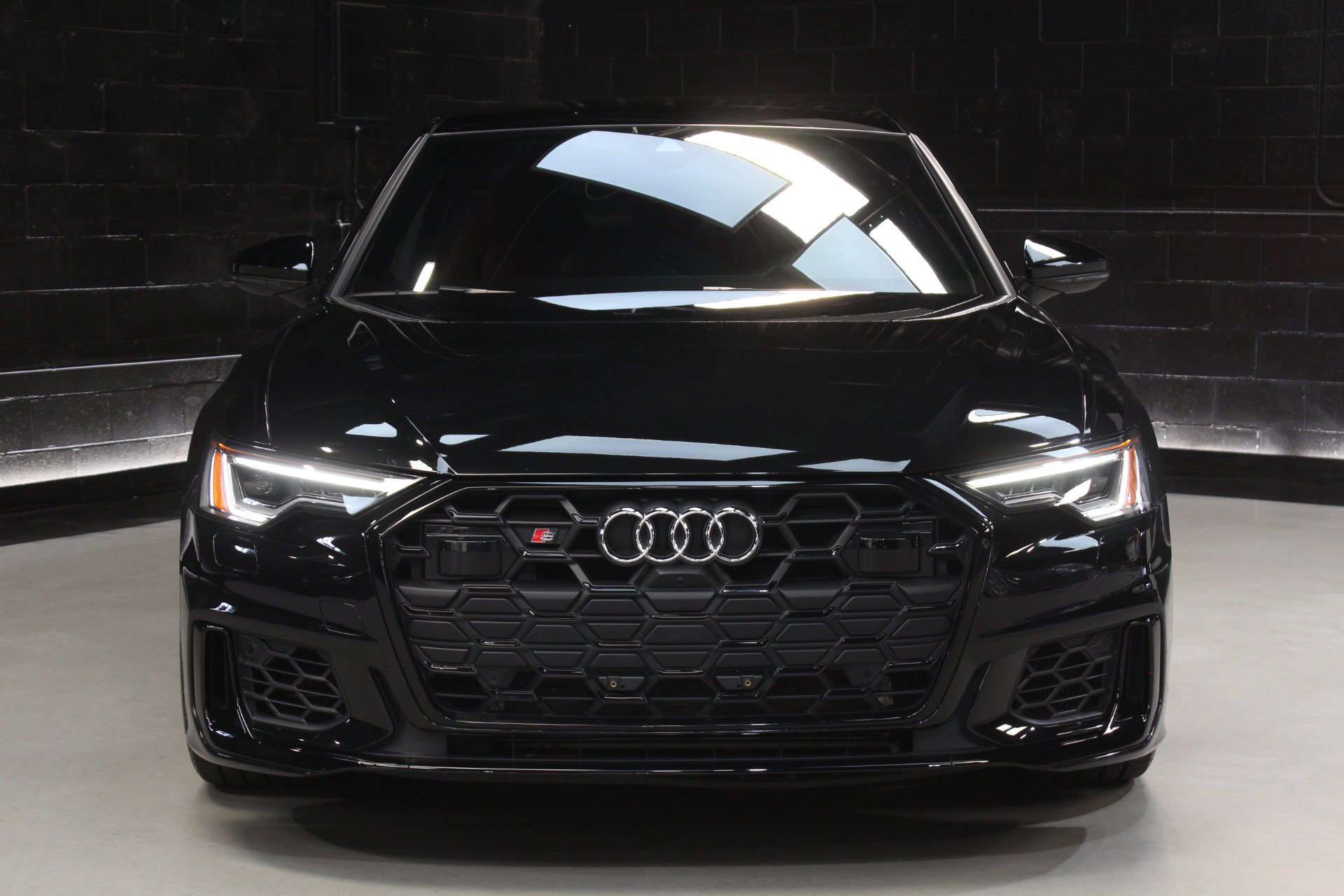 Used 2025 Audi S6 Premium Plus AWD/4WD image 5