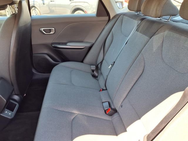 Used 2025 Kia K4 FWD image 25