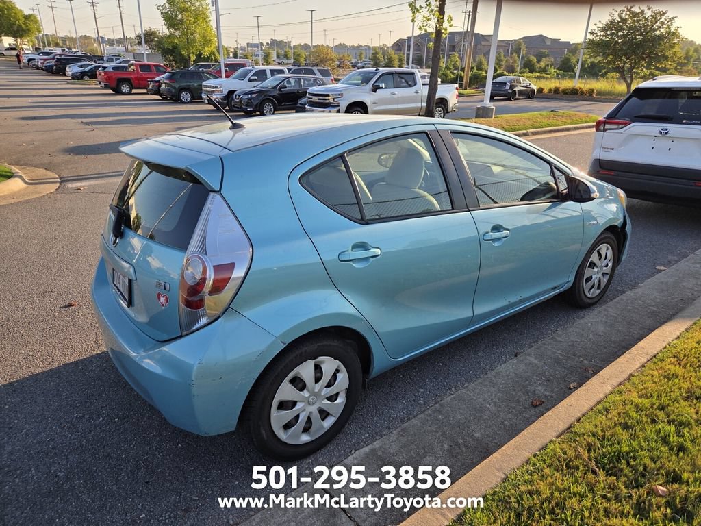 Used 2014 Toyota Prius C Two FWD image 3