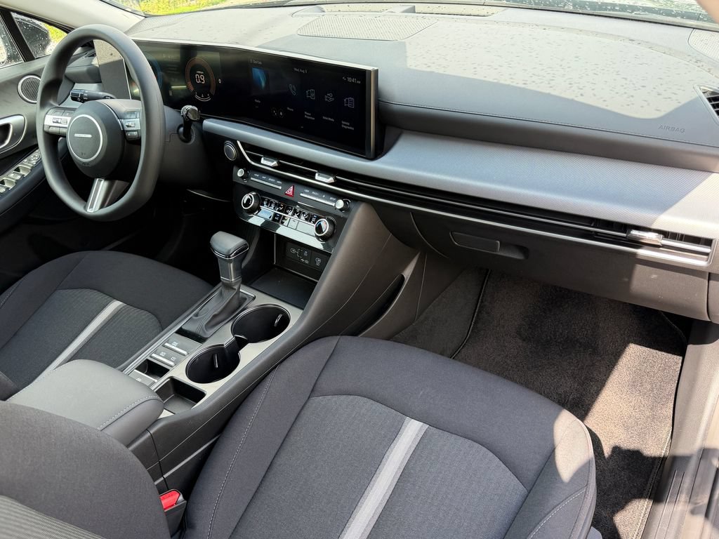 New 2026 Hyundai Sonata SE FWD image 5