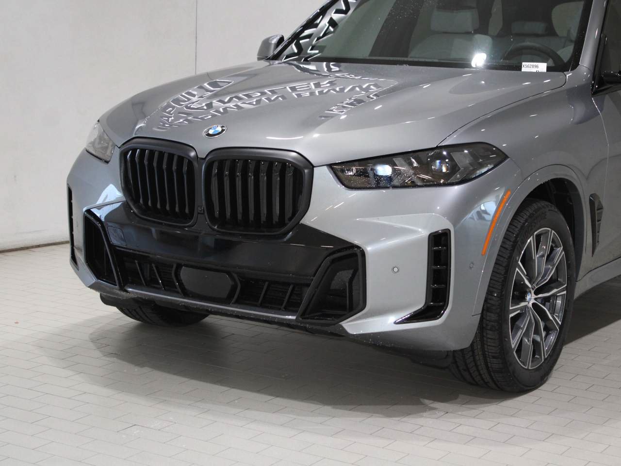 Used 2026 BMW X5 sDrive40i RWD image 2