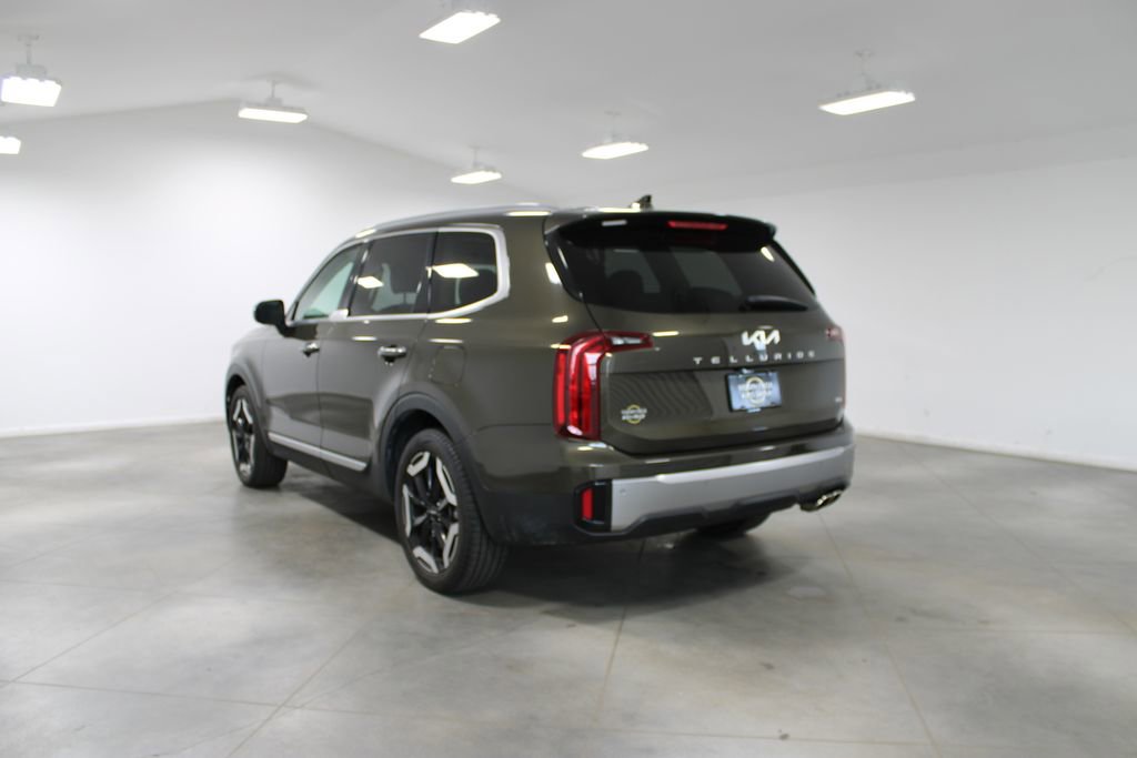 Used 2025 Kia Telluride S image 7