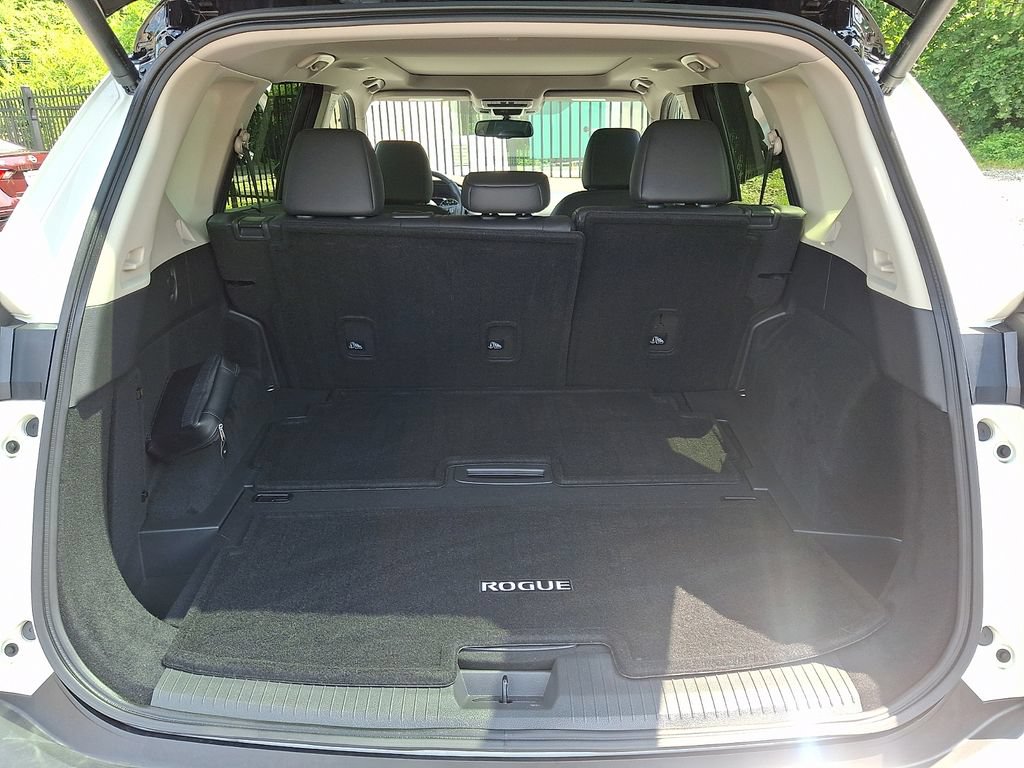 Certified 2023 Nissan Rogue SL w/ SL Premium Package AWD/4WD image 30