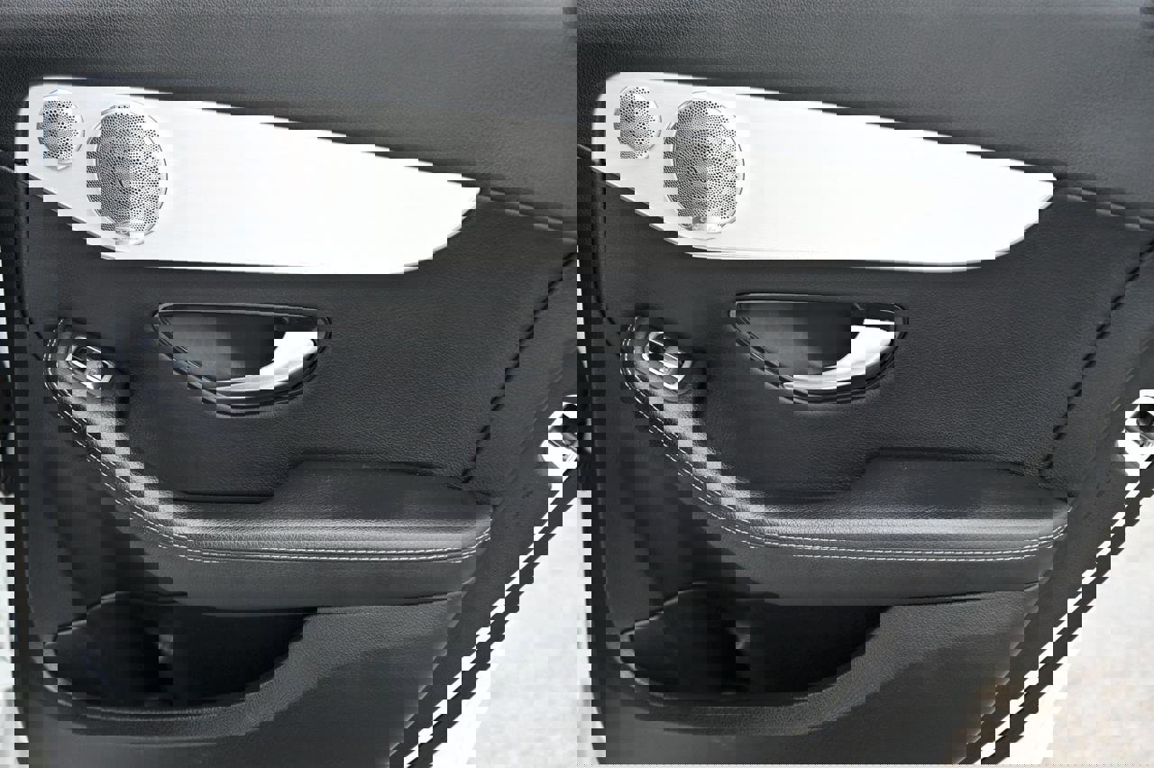 Used 2021 Mercedes-Benz C 300 Sedan image 14