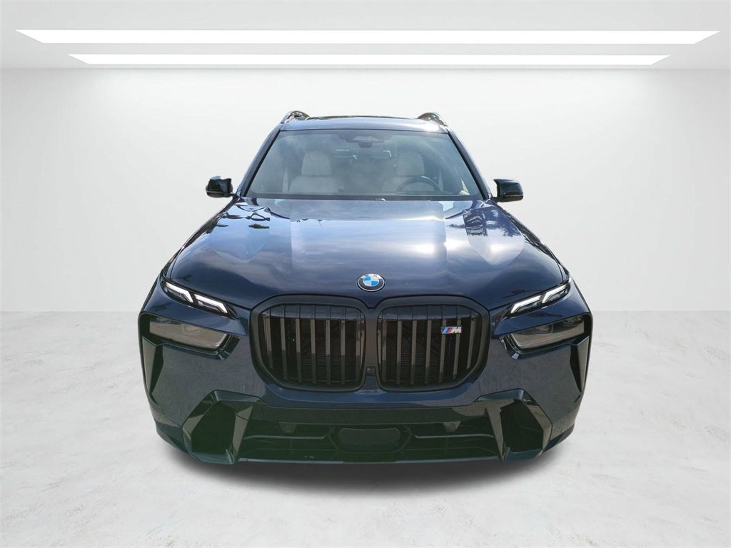 New 2026 BMW X7 M60i image 8