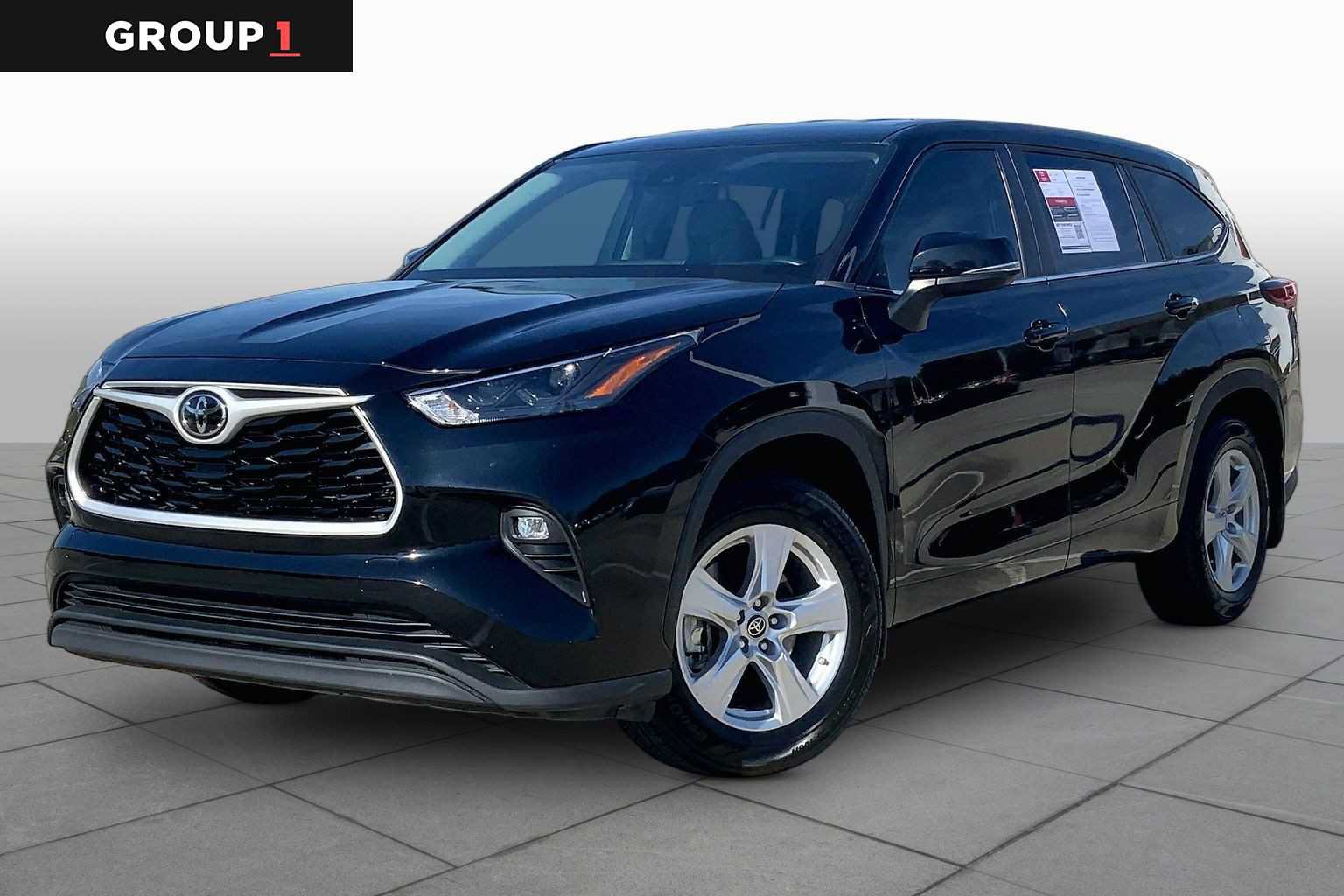 Used 2023 Toyota Highlander LE