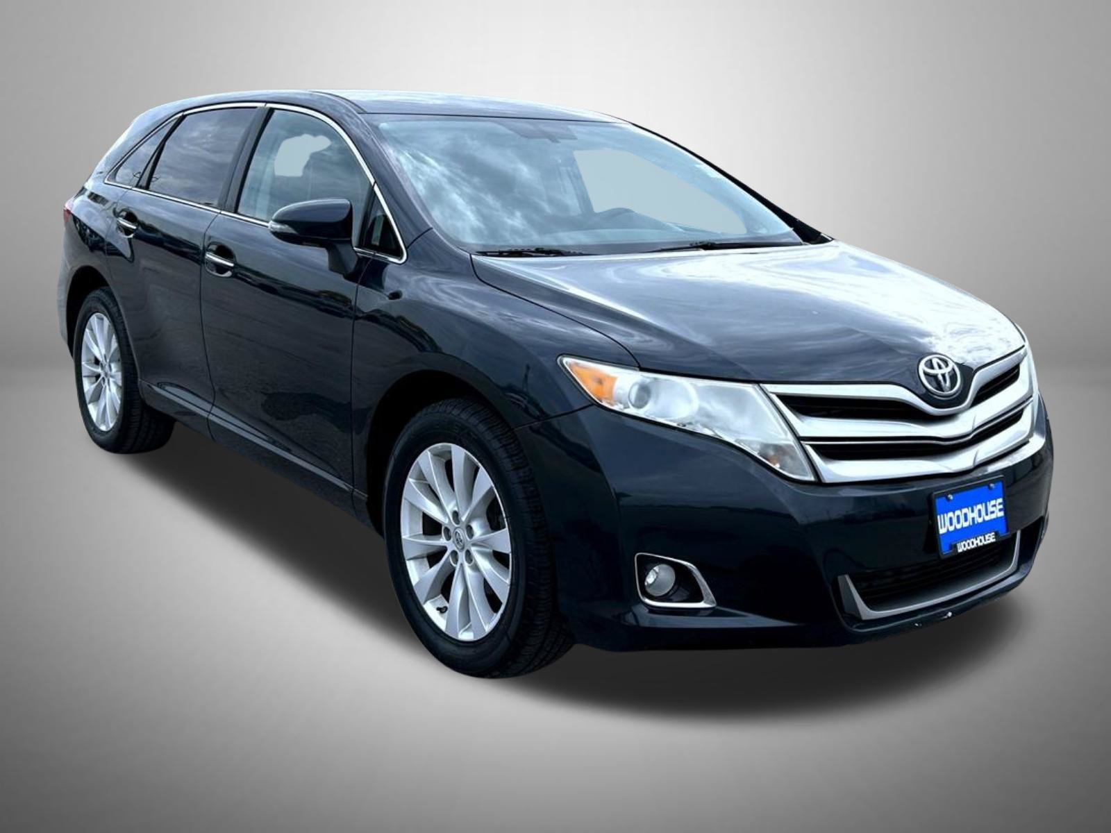 Used 2015 Toyota Venza XLE AWD/4WD image 4