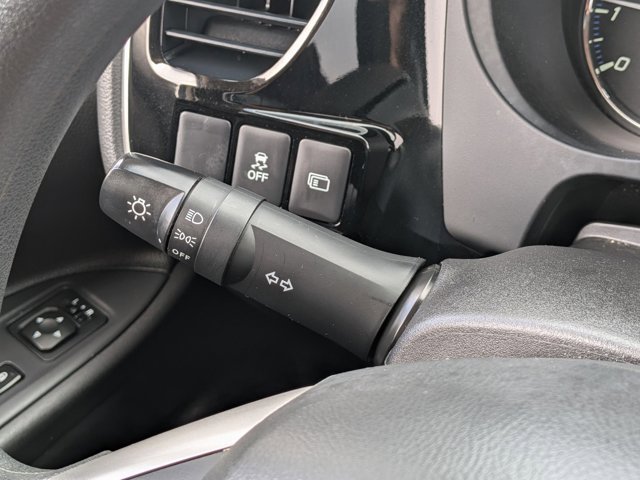 Used 2018 Mitsubishi Outlander ES image 15