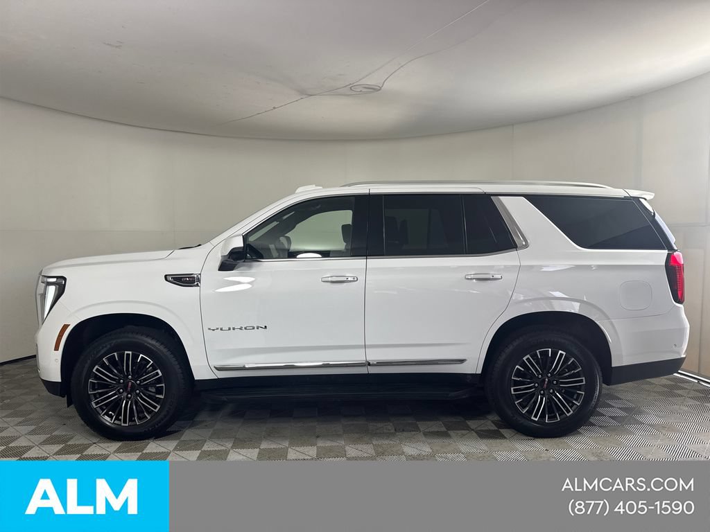 Used 2025 GMC Yukon Elevation w/ Elevation Premium Package AWD/4WD image 10