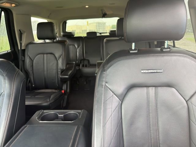 Used 2020 Ford Expedition Platinum AWD/4WD image 12