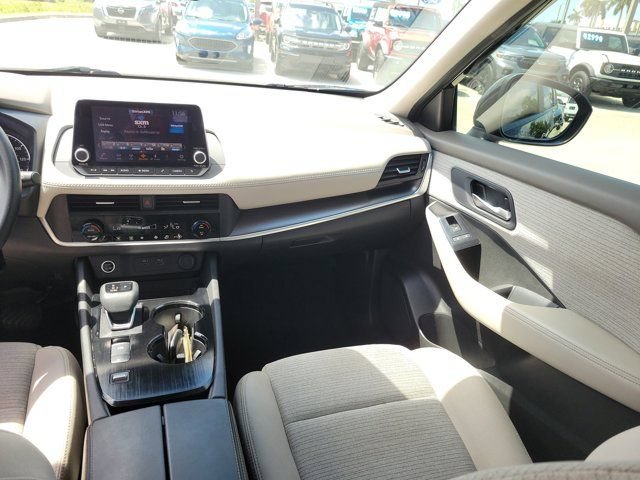 Used 2023 Nissan Rogue SV FWD image 20