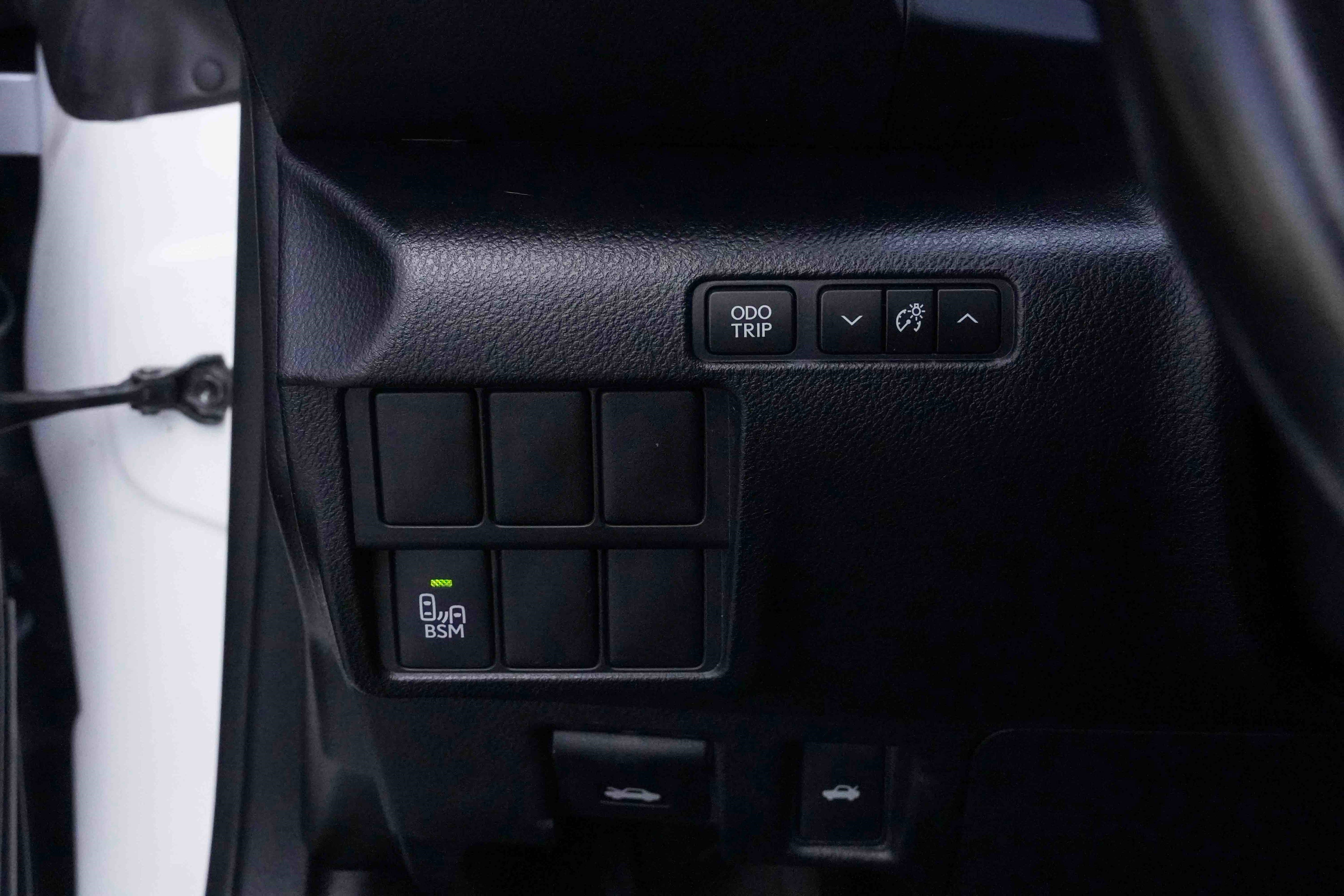 Used 2017 Lexus RC 200t image 17