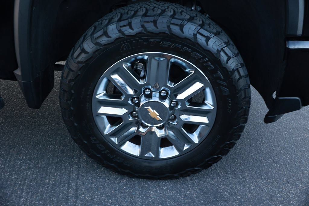 Used 2024 Chevrolet Silverado 2500 High Country AWD/4WD image 8