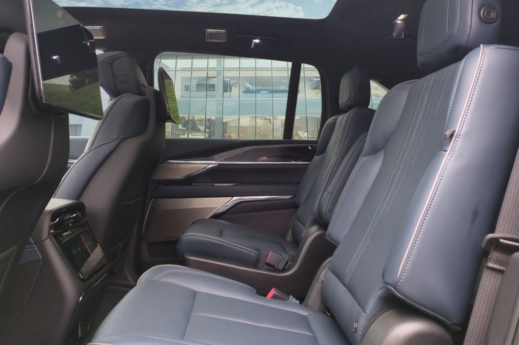 New 2026 Cadillac Escalade IQ Sport 2 image 21