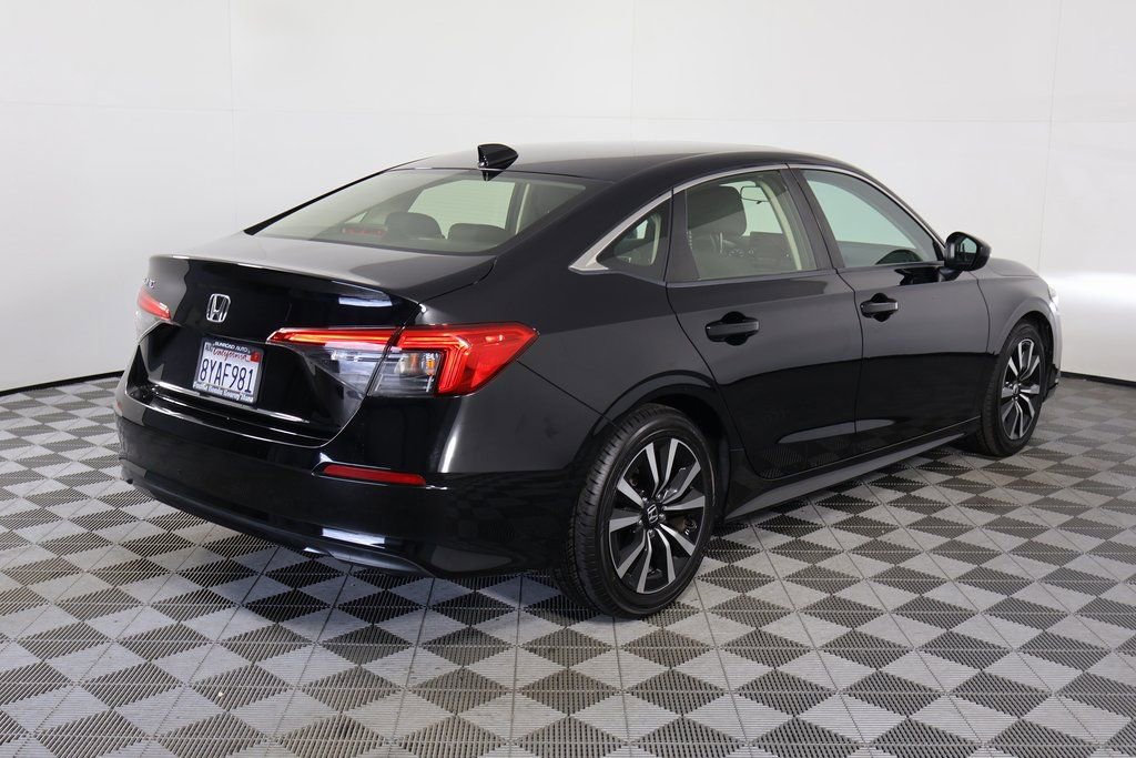 Used 2022 Honda Civic EX image 3