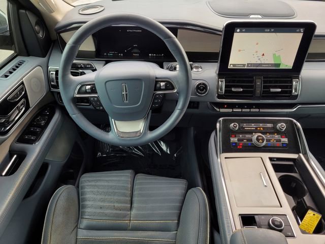 Used 2018 Lincoln Navigator L Black Label w/ Cargo Package AWD/4WD image 12