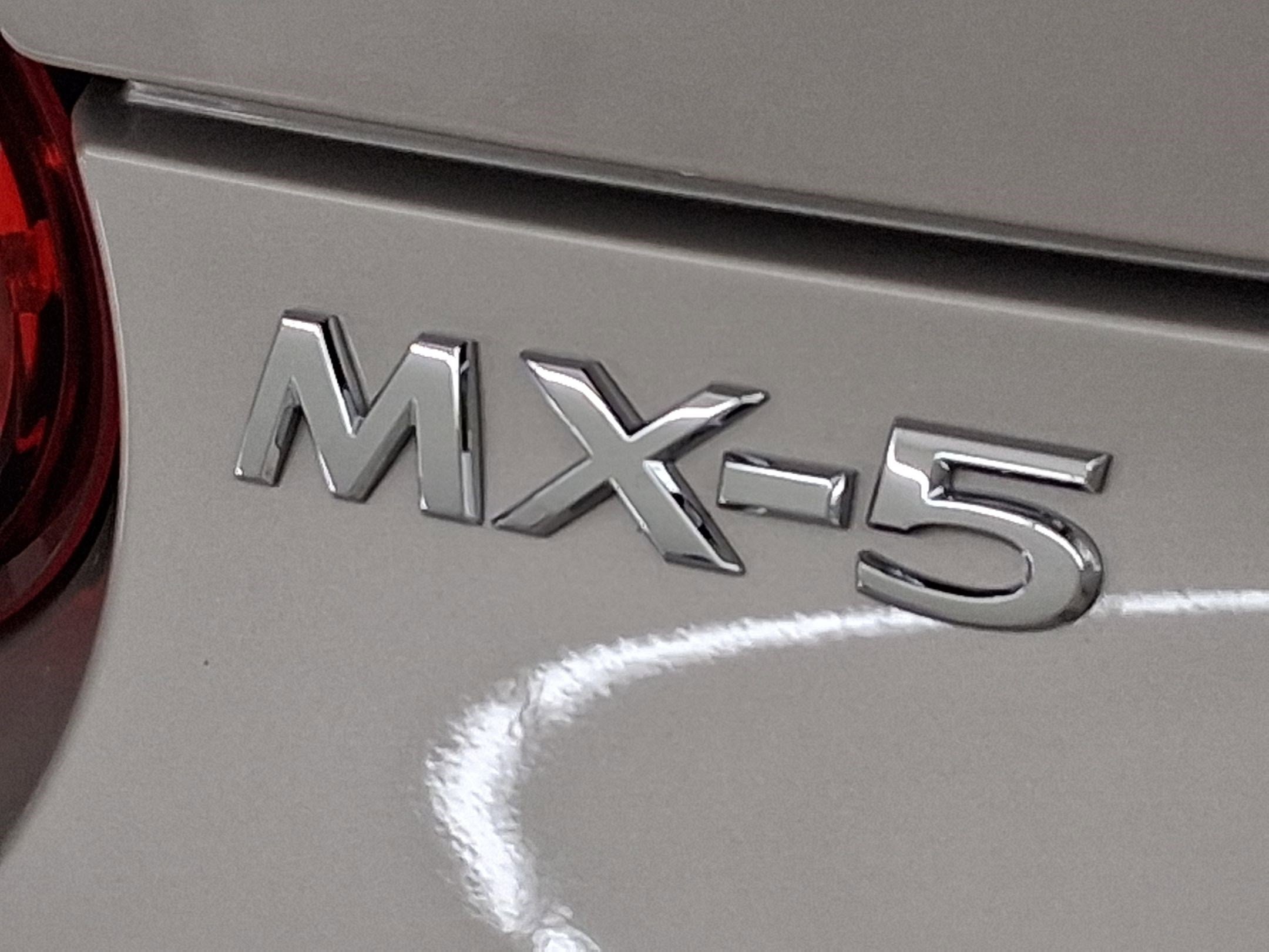 Used 2023 MAZDA MX-5 Miata Grand Touring w/ Appearance Package RWD image 23