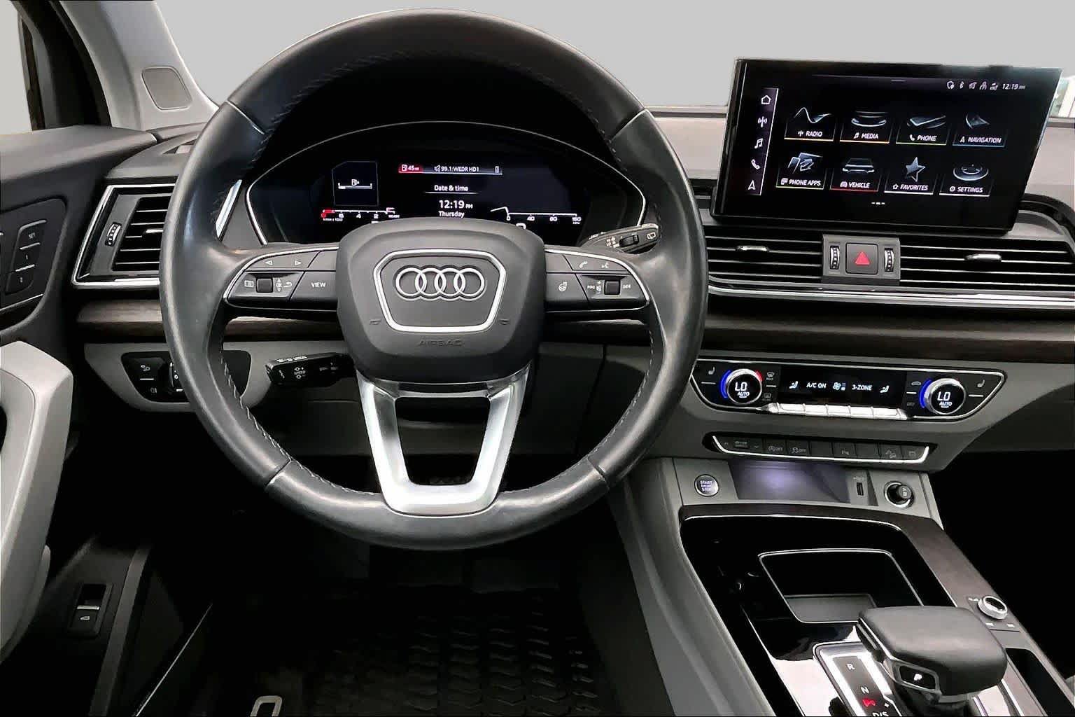 Certified 2024 Audi Q5 2.0T Premium Plus w/ Premium Plus Package AWD/4WD image 6