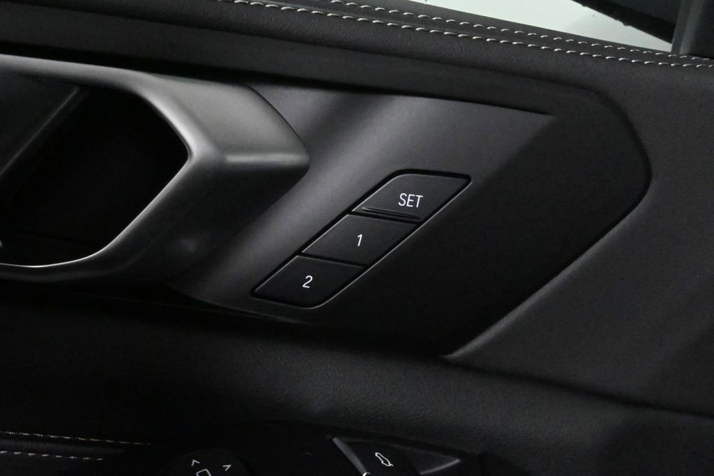 Used 2026 BMW X5 xDrive40i w/ M Sport Package image 31