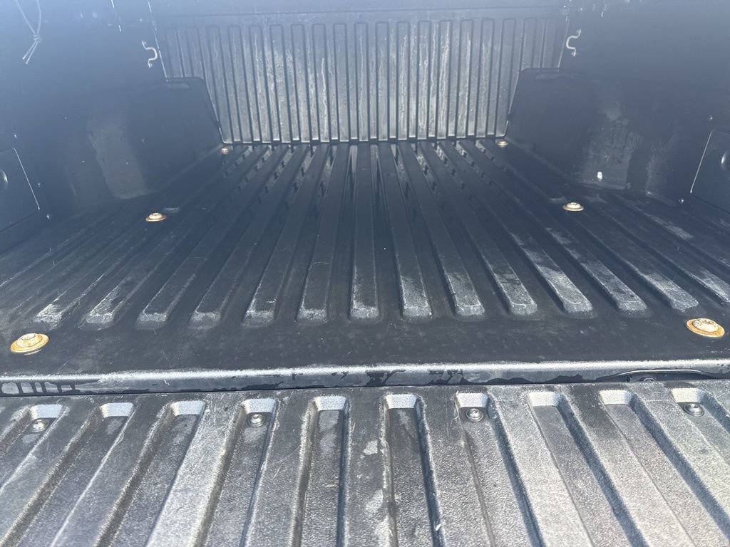 Used 2016 Toyota Tacoma SR5 w/ SR5 Appearance Package (SN) image 15