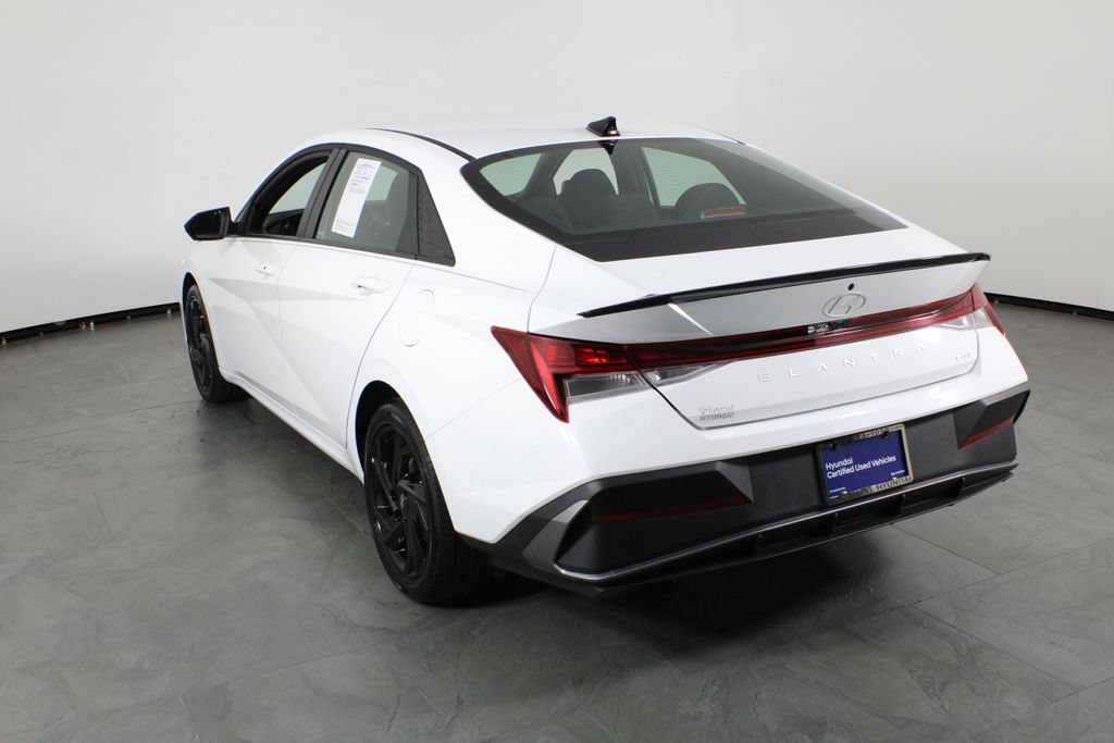 Certified 2026 Hyundai Elantra SEL FWD image 16