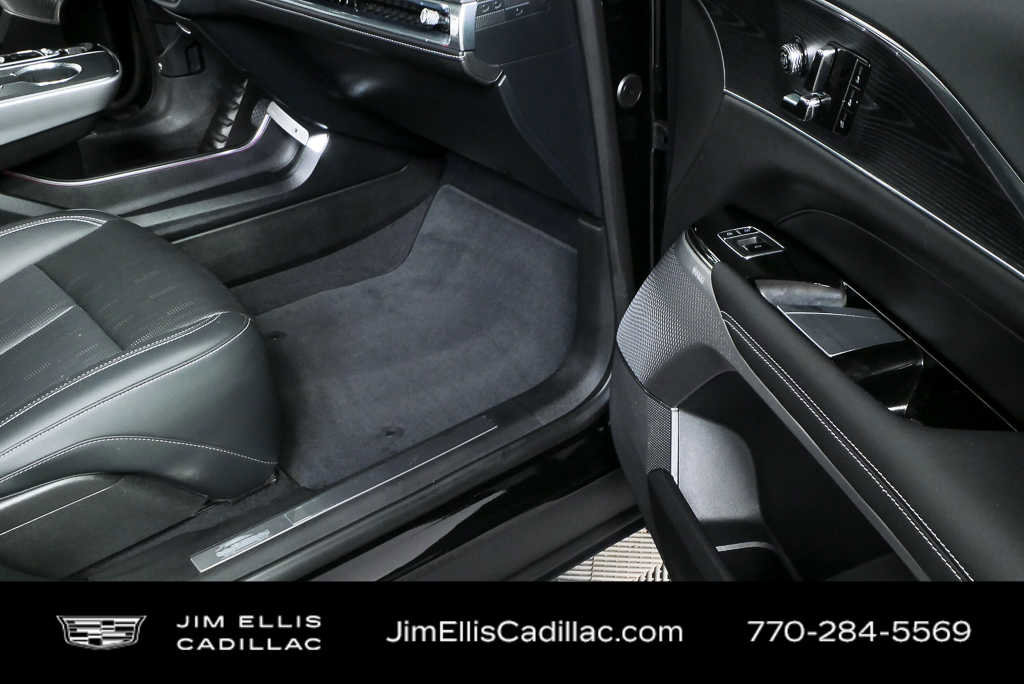 Used 2024 Cadillac Lyriq Sport image 25