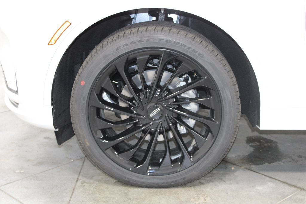 New 2026 Lincoln Aviator Reserve AWD/4WD image 18
