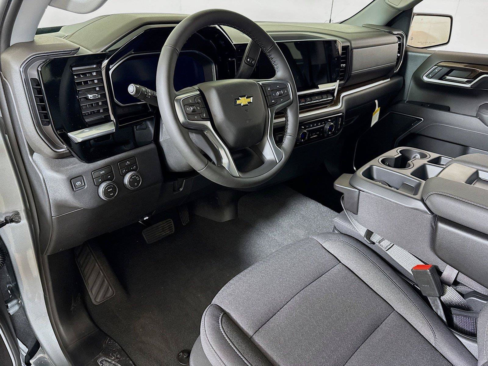 New 2026 Chevrolet Silverado 1500 LT AWD/4WD image 5