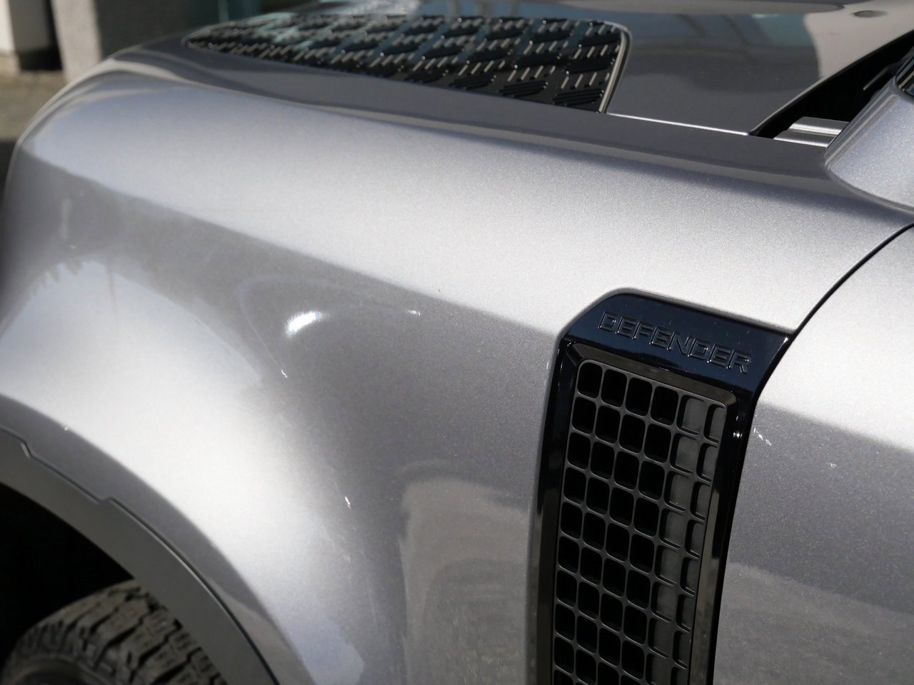 Used 2022 Land Rover Defender 110 S image 10