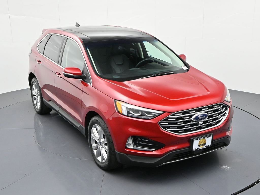 Used 2020 Ford Edge Titanium w/ Equipment Group 301A AWD/4WD image 26