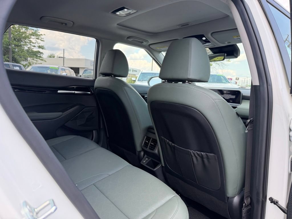 Certified 2024 Kia Seltos SX w/ SX Sunroof Package AWD/4WD image 26