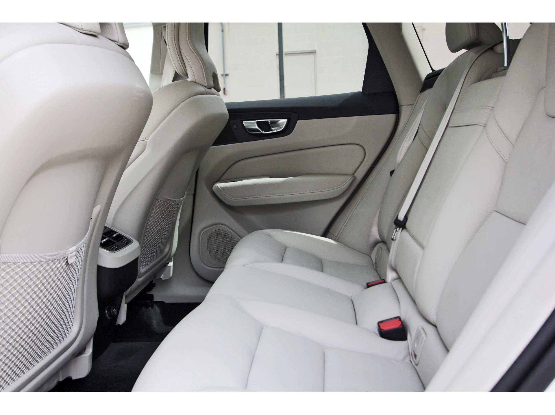 Used 2020 Volvo XC60 T6 Inscription AWD/4WD image 29