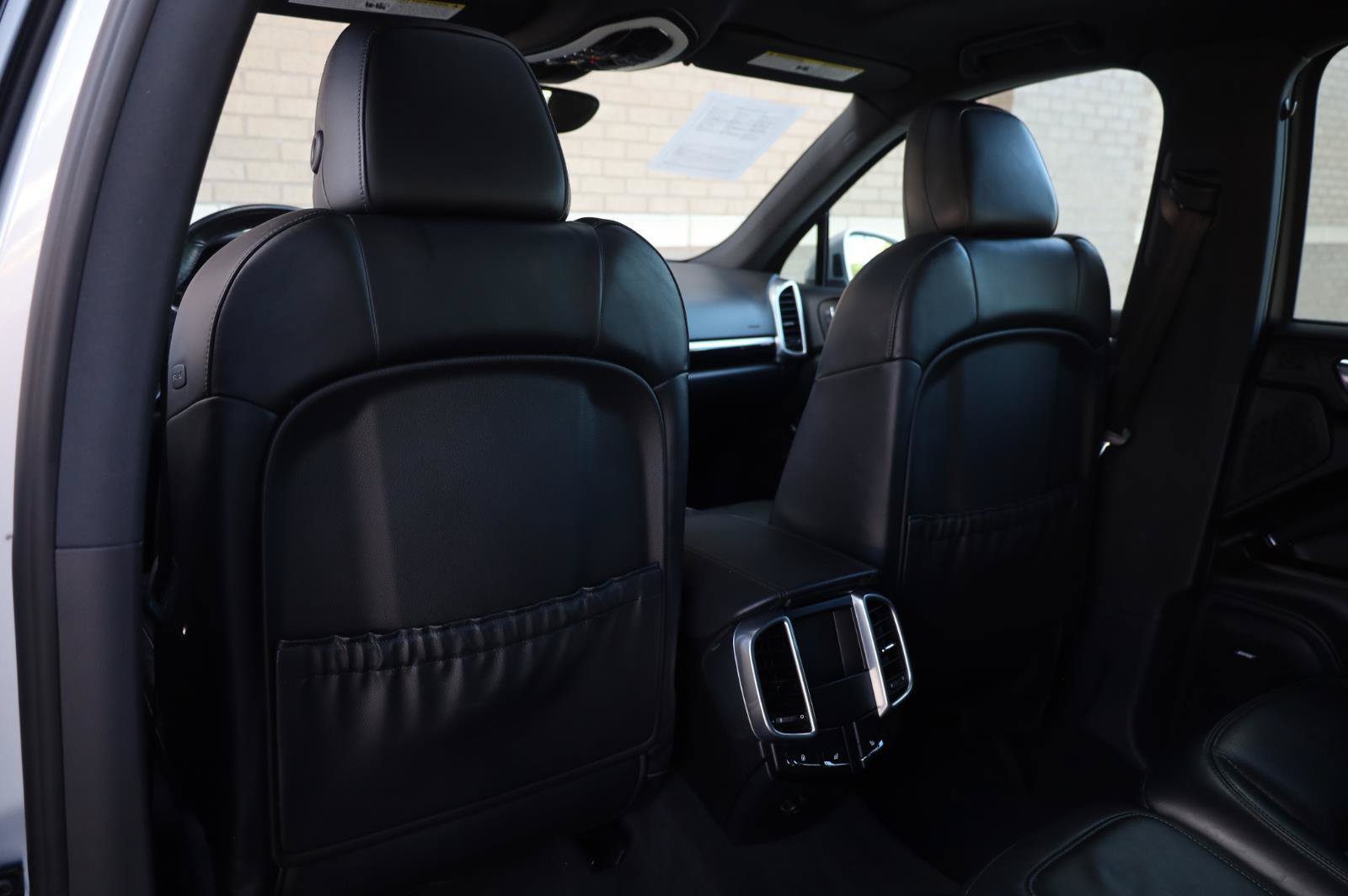 Used 2016 Porsche Cayenne AWD/4WD image 22