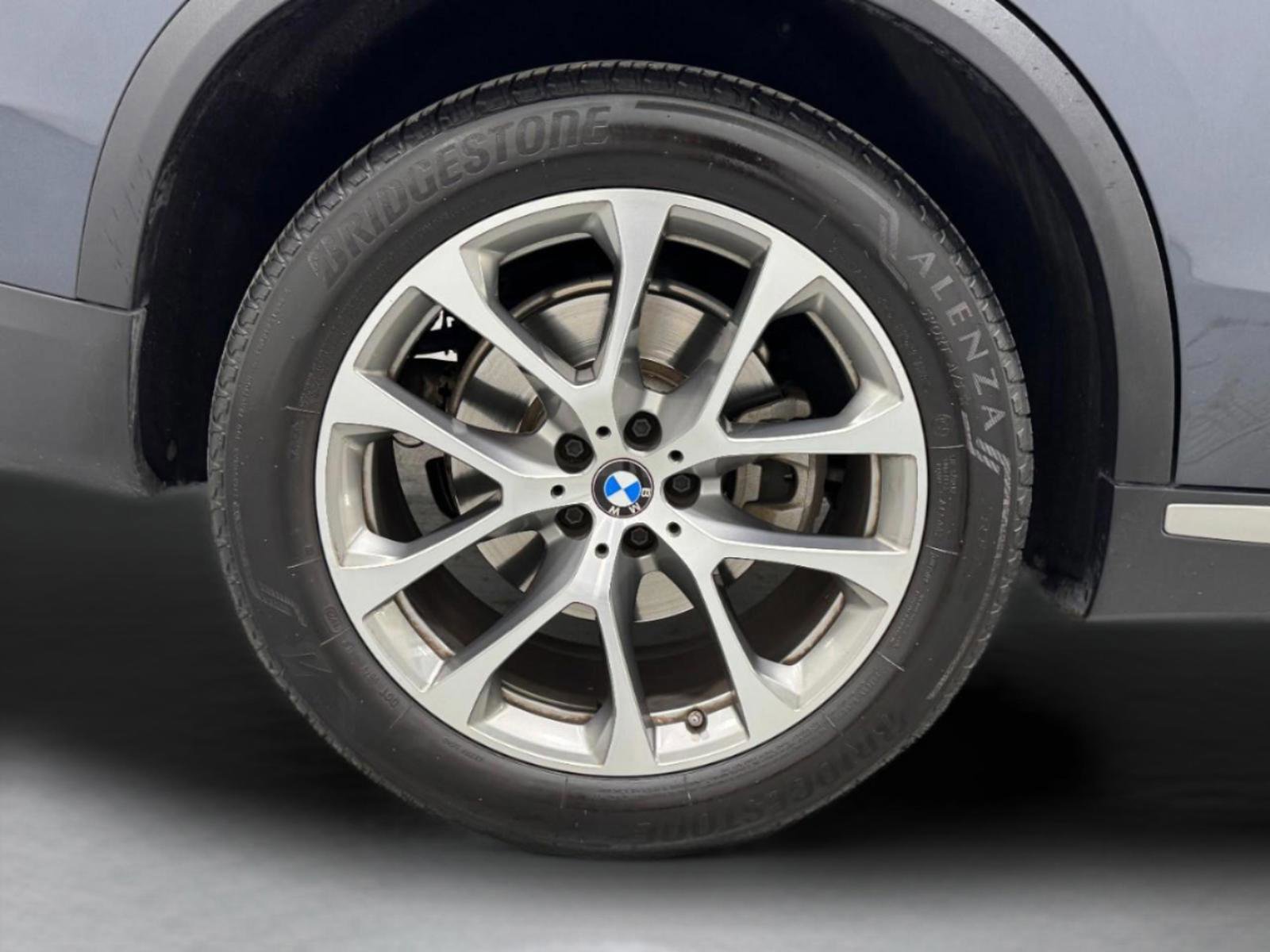 Used 2021 BMW X5 xDrive40i w/ Premium Package image 8