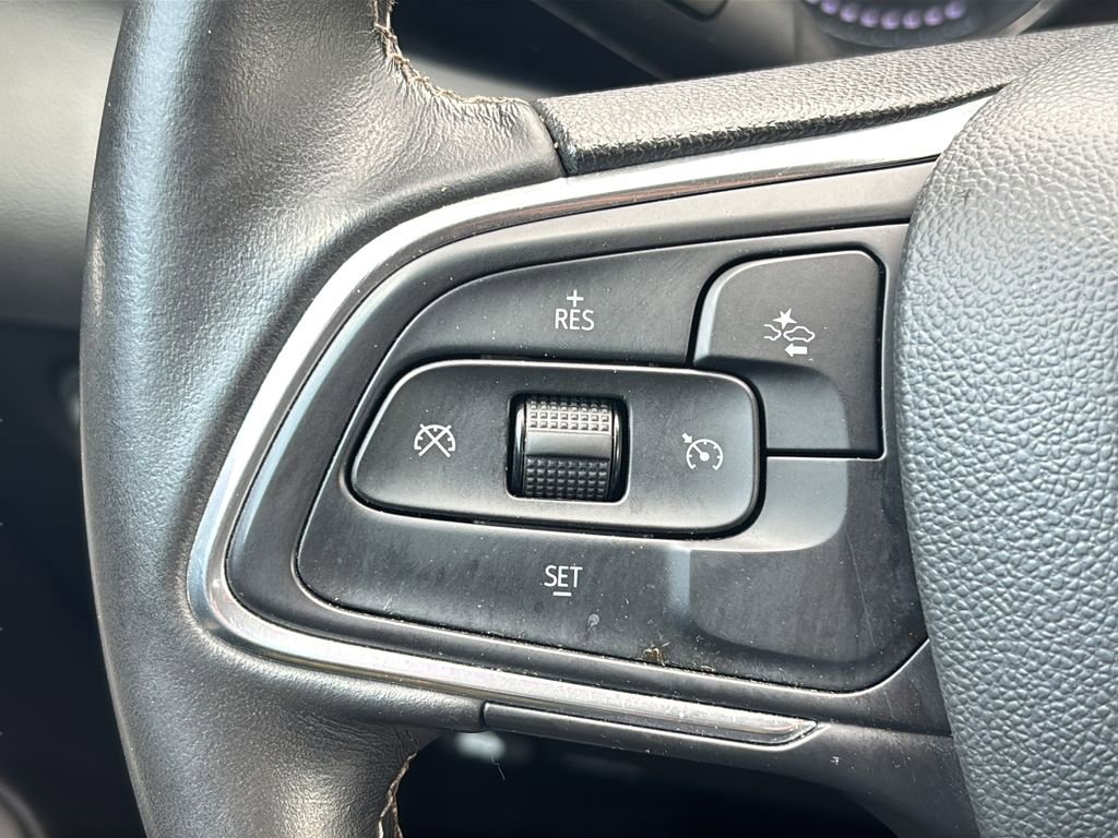 Used 2020 Buick Encore GX Preferred w/ Cold Weather Comfort Package FWD image 22