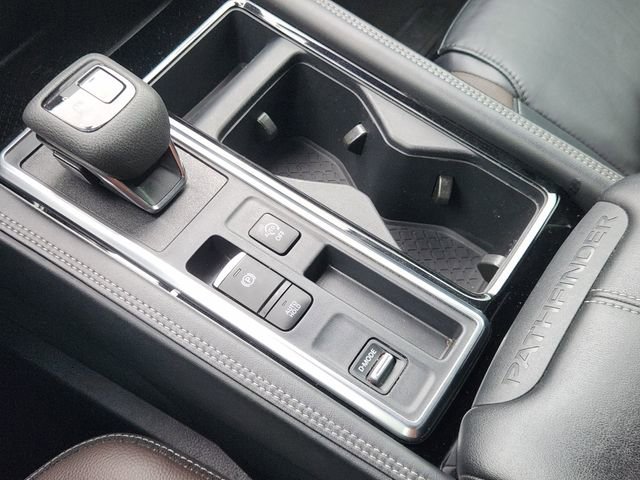 Used 2024 Nissan Pathfinder Platinum w/ Cargo Package FWD image 18