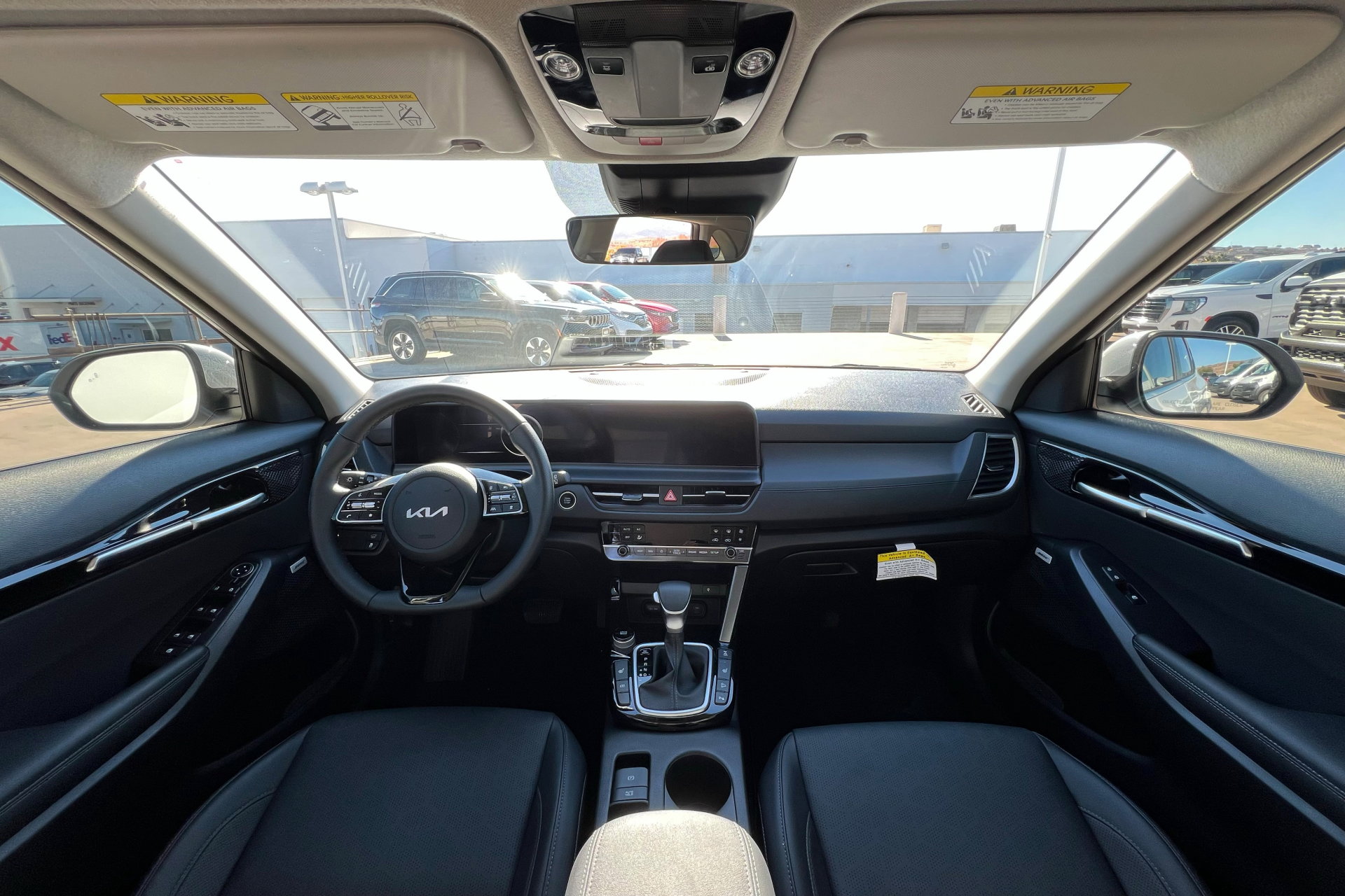 Used 2025 Kia Seltos SX image 10