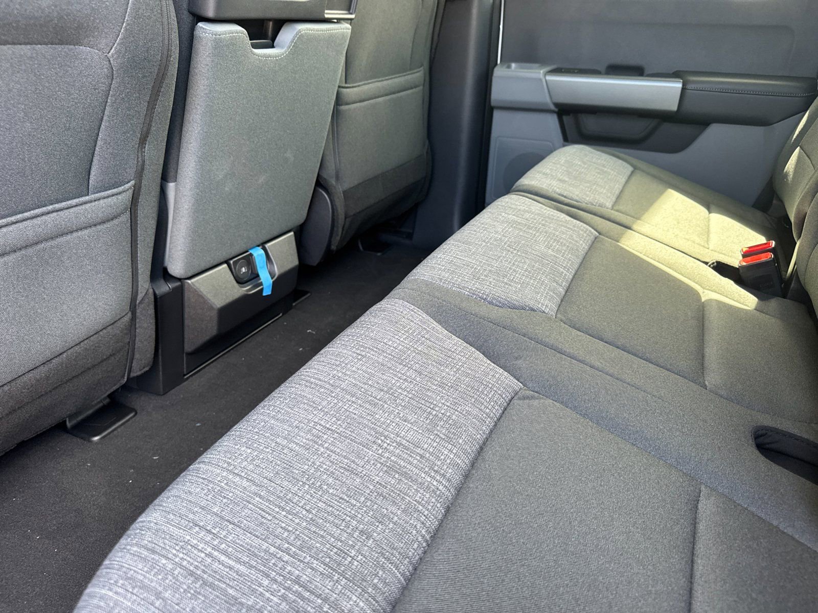 New 2026 Ford F250 XLT w/ FX4 Off-Road Package image 12