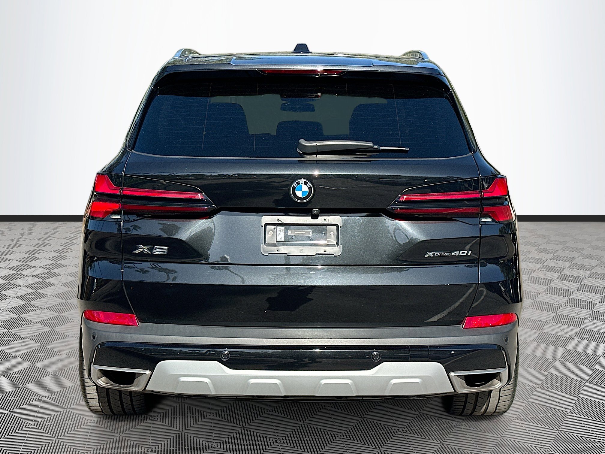 Used 2024 BMW X5 xDrive40i w/ Premium Package image 6